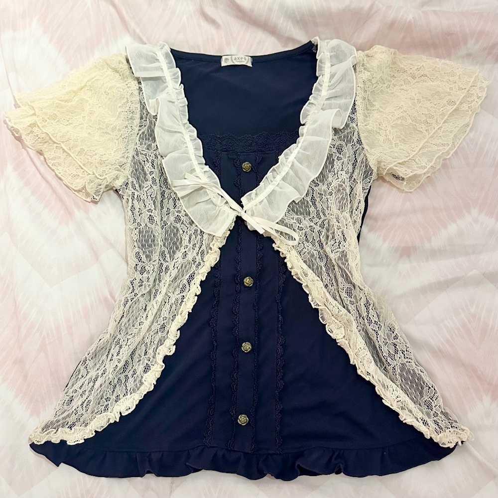 Axes Femme | Navy Blue Lace Top